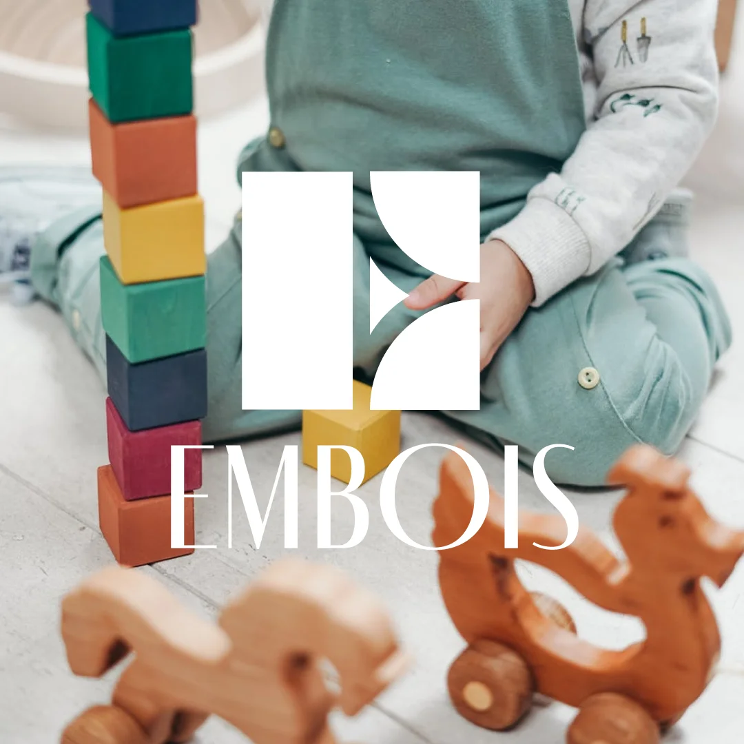 Logo-lettre E : Embois, jeux de construction en bois